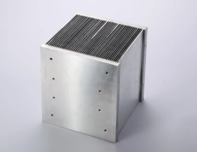 Al6063 Анодированный алюминий, скрепленный и сложенный экструзионный радиатор для сварки трением